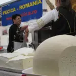 rom-nii-prezen-i-la-festivalul-strugurelui-de-la-z